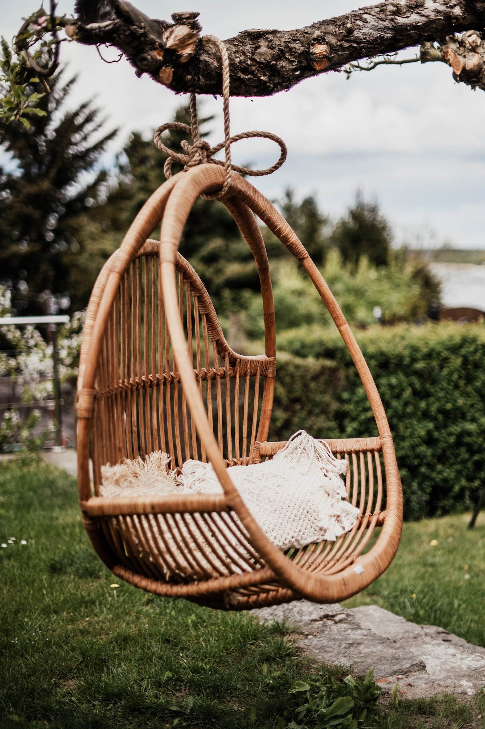 RATTAN SWING HANGING Chair Henry - rattan hanging chair, indoor chair, outdoor chair, natural furniture, boho home, aesthetic home decor