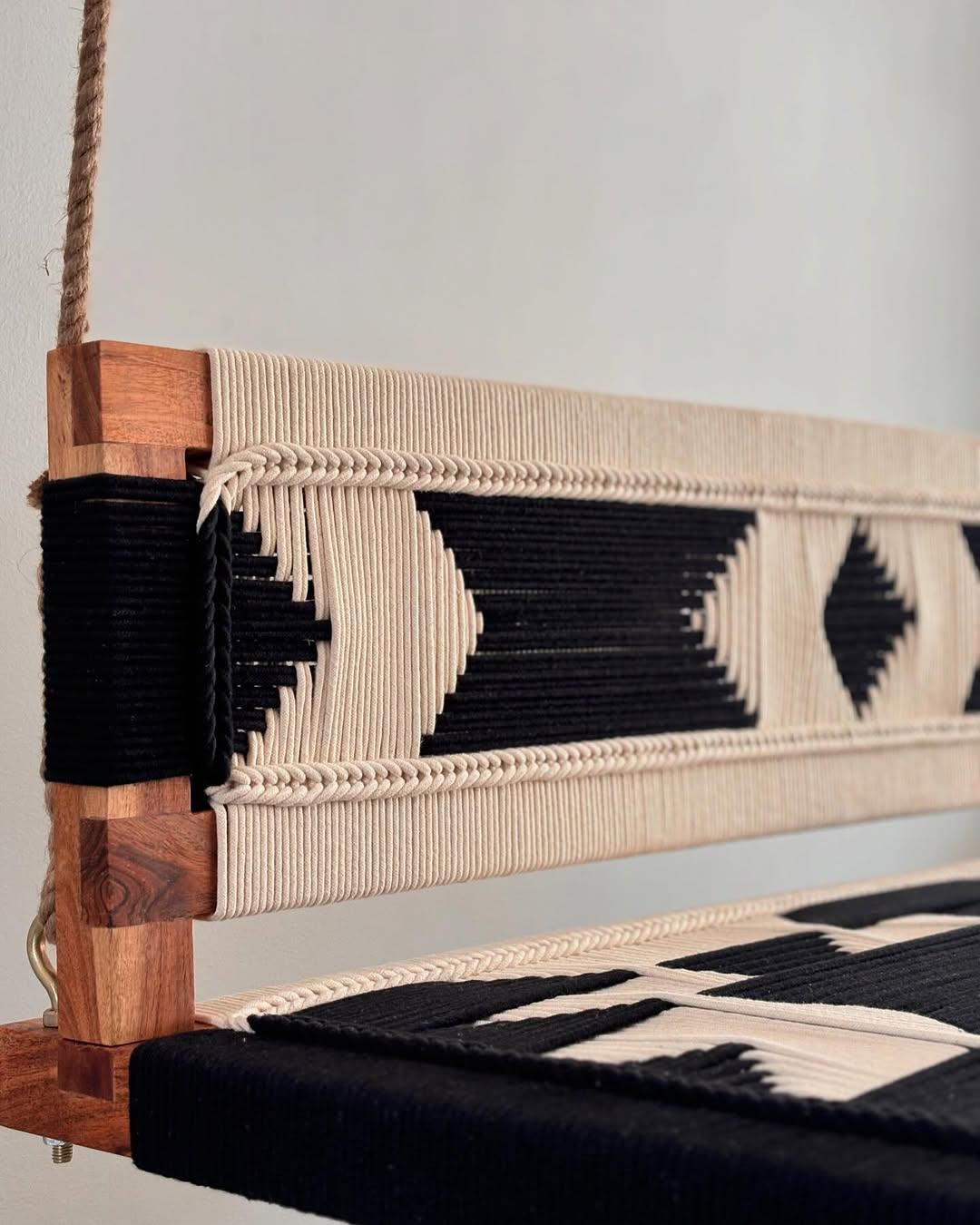 Woven Swing with Backrest White, Black