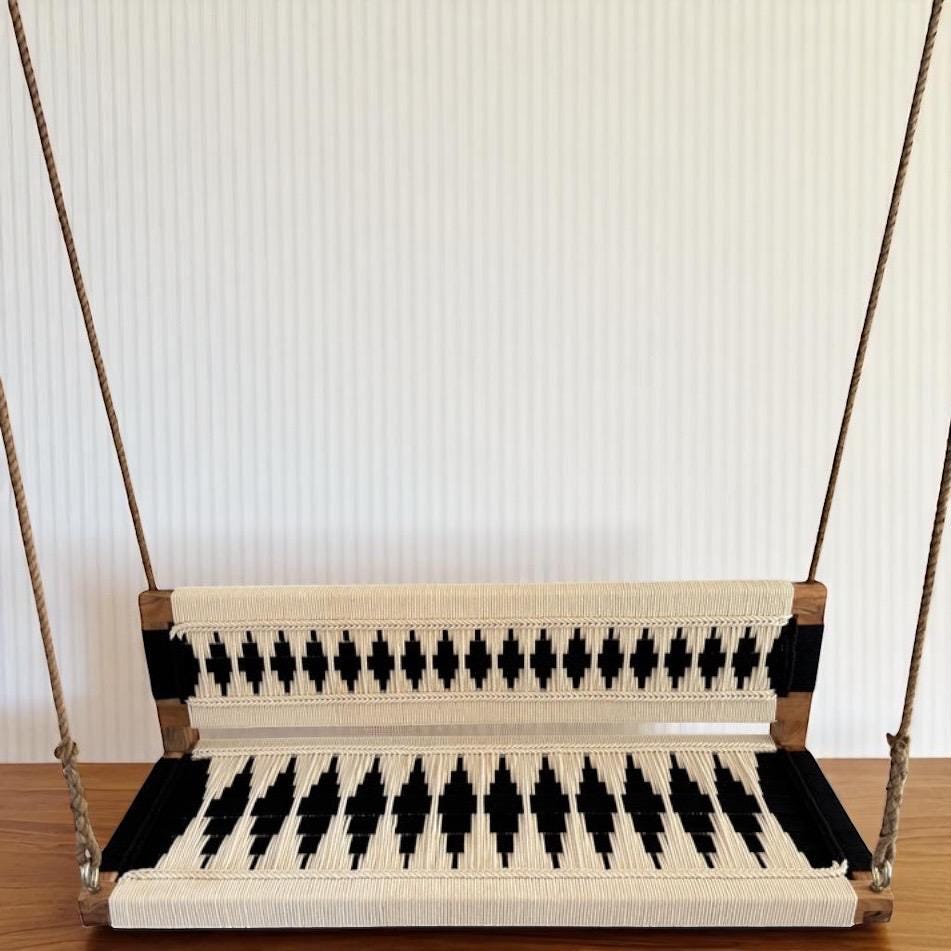 Handmade Acacia Wood Rope Swing: Modern Indoor/Outdoor Bench